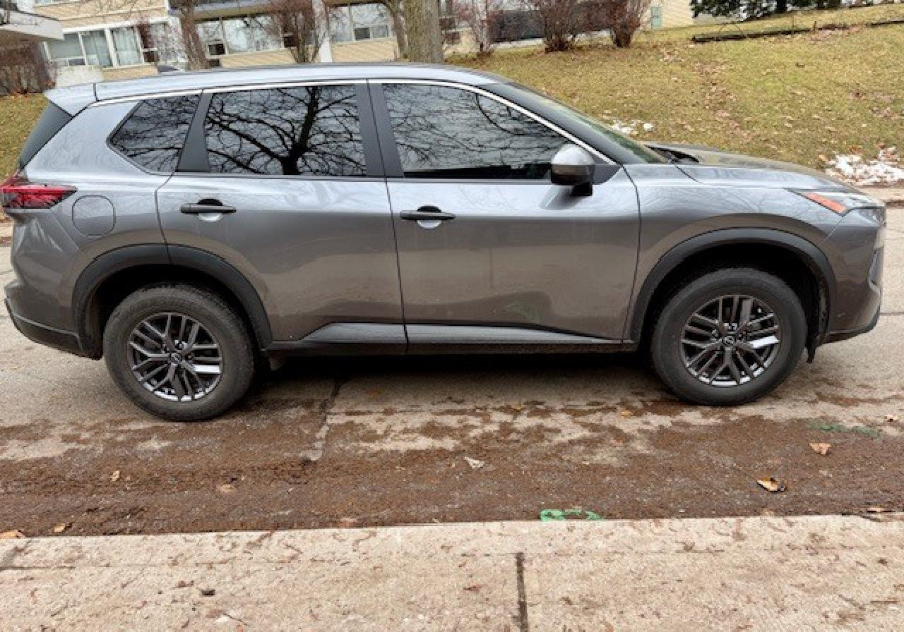 2024 Nissan Rogue S AWD, APPLE CARPLAY, BLIND SPOT, BLUETOOTH, ALLOY Photo3