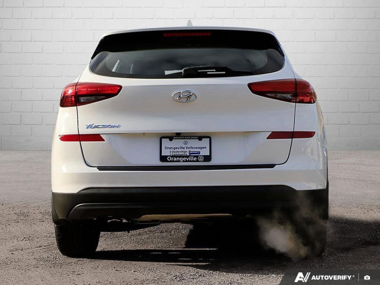 2019 Hyundai Tucson EssentialONE-OWNER, ACCIDENT-FREE, CARPLAY, HTD SE Photo