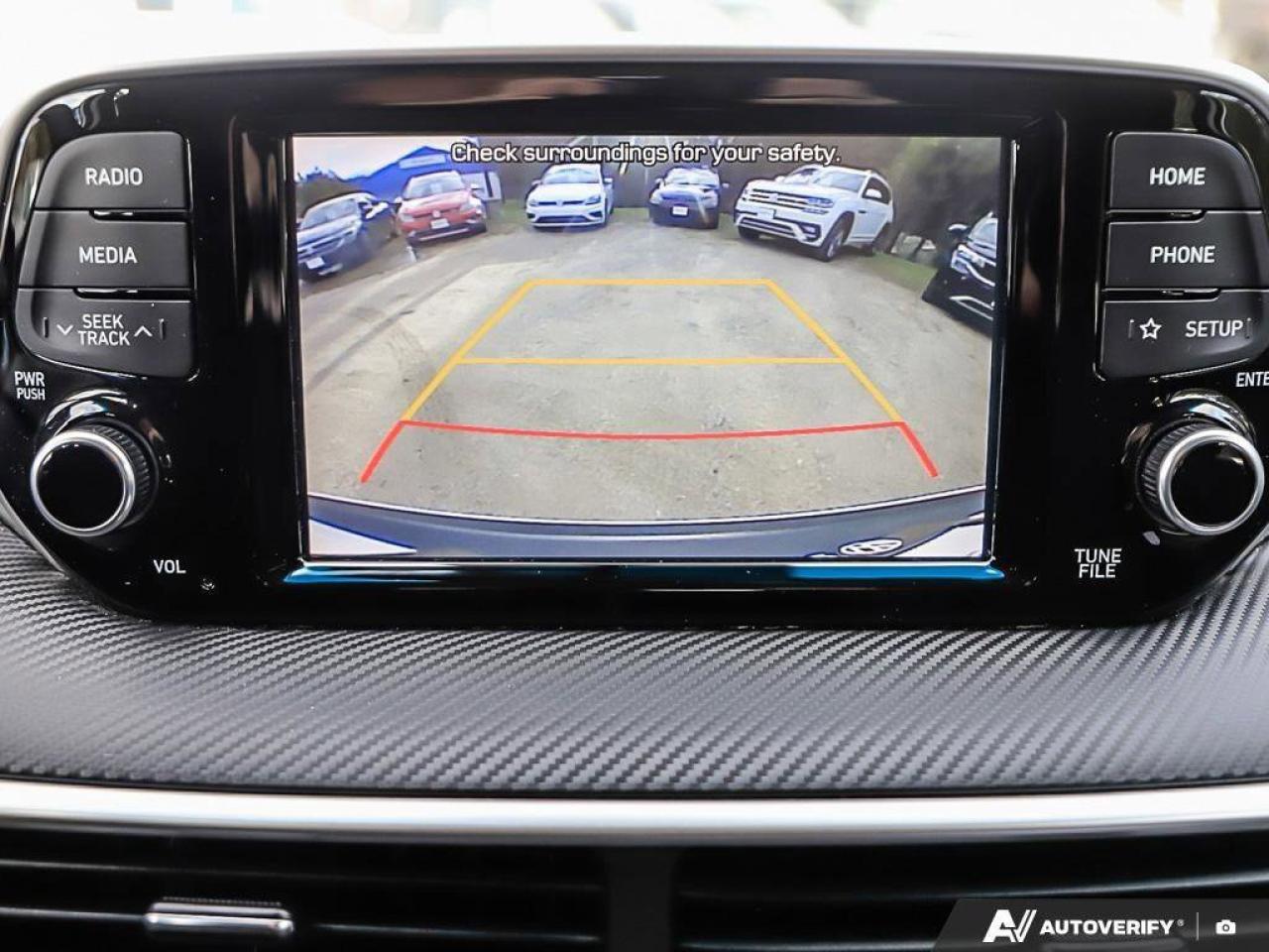 2019 Hyundai Tucson EssentialONE-OWNER, ACCIDENT-FREE, CARPLAY, HTD SE Photo