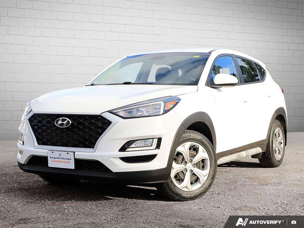 2019 Hyundai Tucson EssentialONE-OWNER, ACCIDENT-FREE, CARPLAY, HTD SEATS, FWD Photo