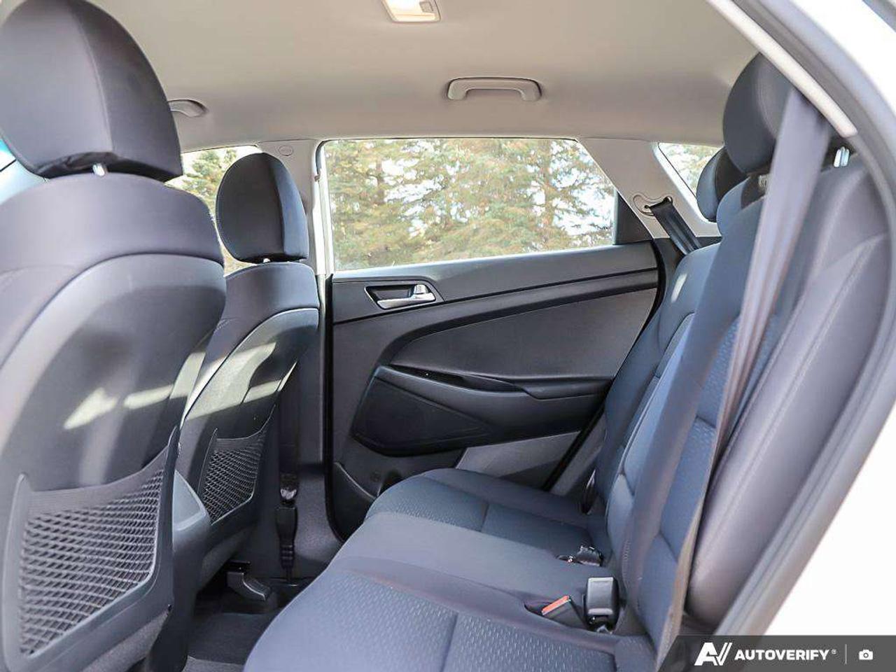 2019 Hyundai Tucson EssentialONE-OWNER, ACCIDENT-FREE, CARPLAY, HTD SEATS, FWD Photo
