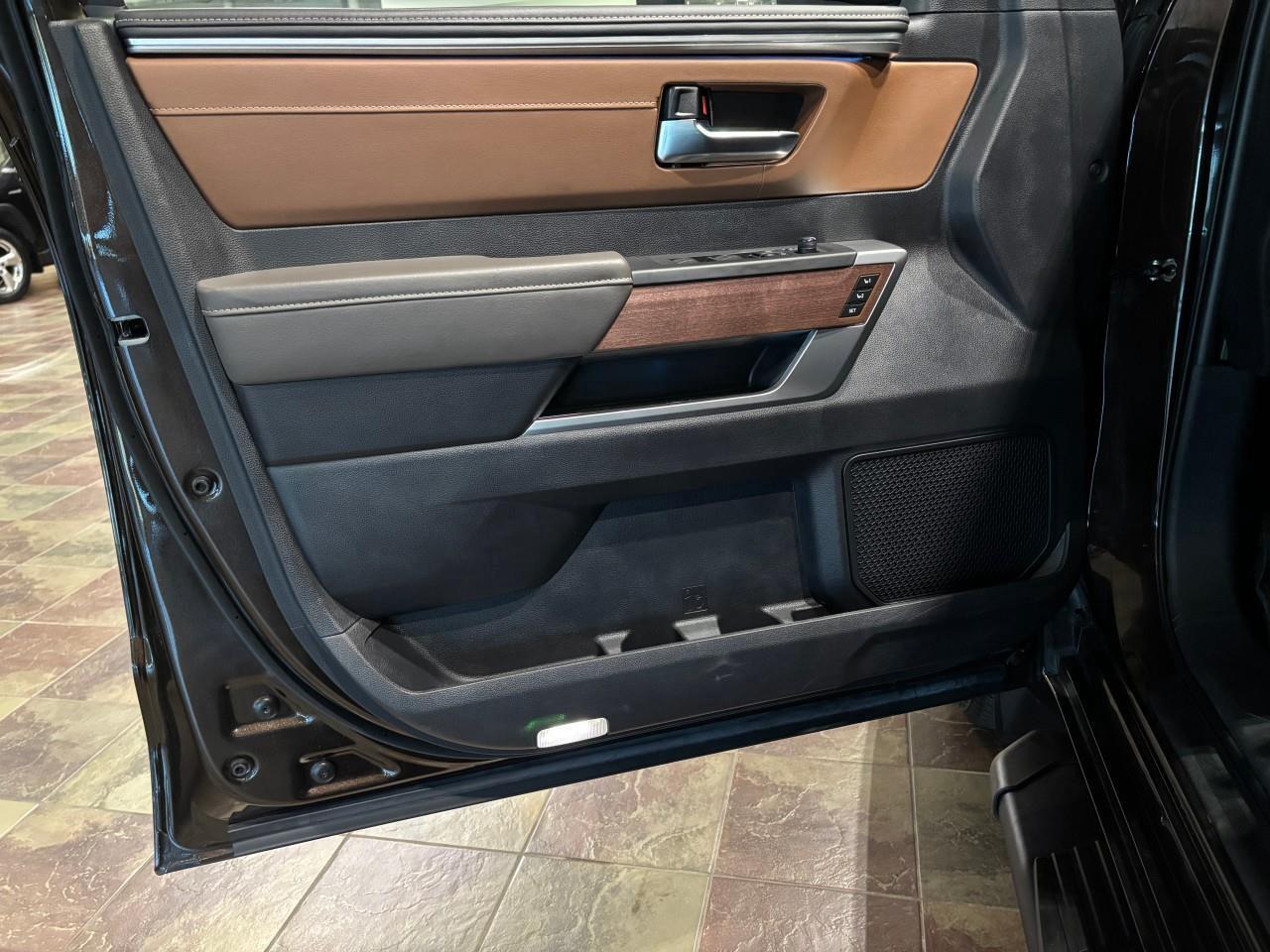 2023 Toyota Tundra Platinum Photo