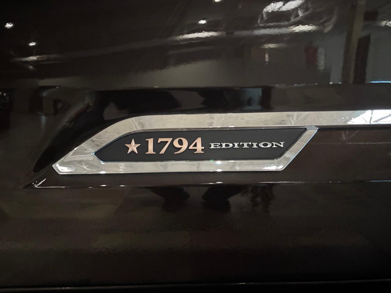 2023 Toyota Tundra Platinum Photo