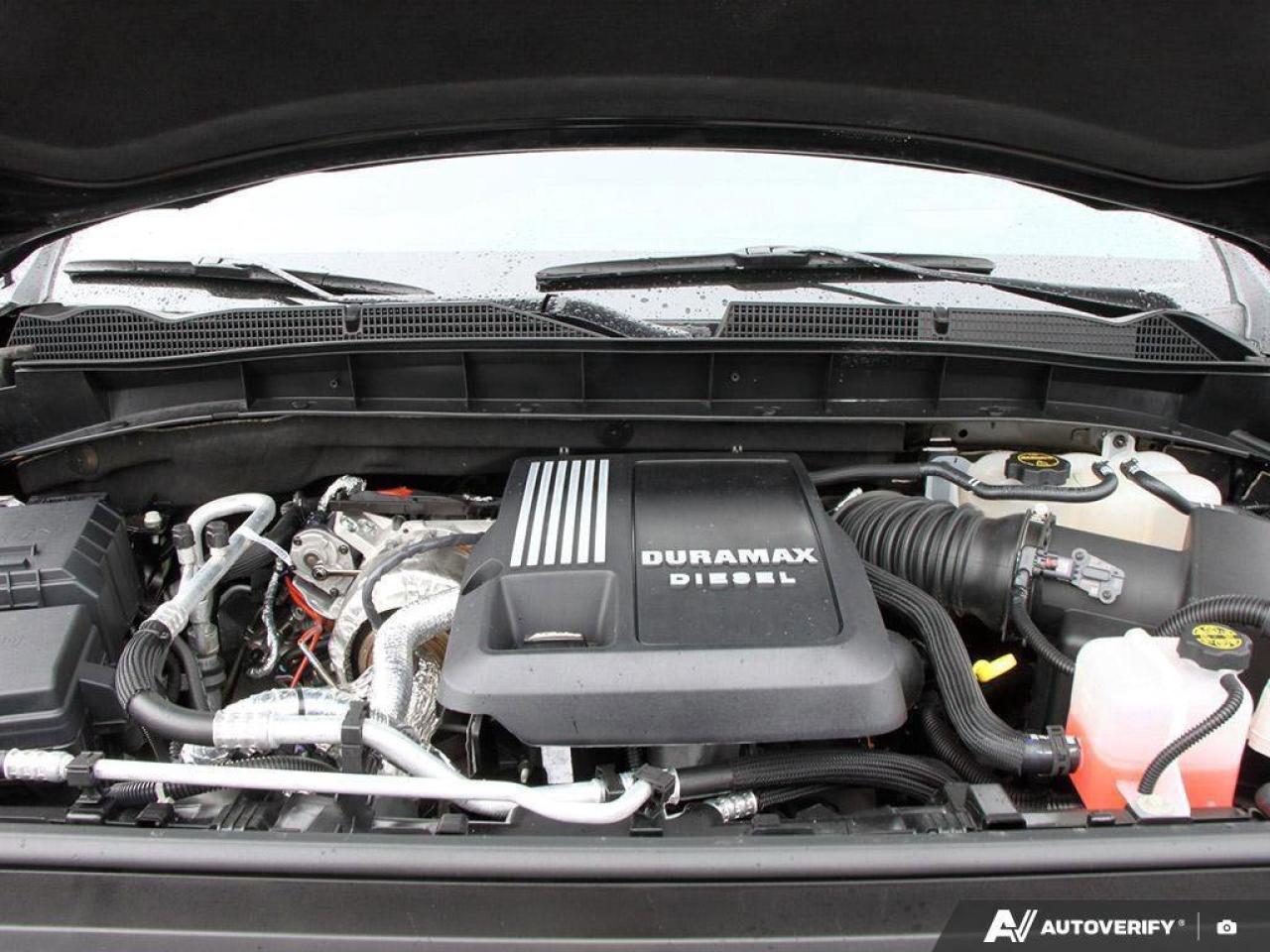 2025 GMC Sierra 1500 DenaliDENALI, CREW, DURAMAX, 4X4, TECH, 1-OWNER, C Photo