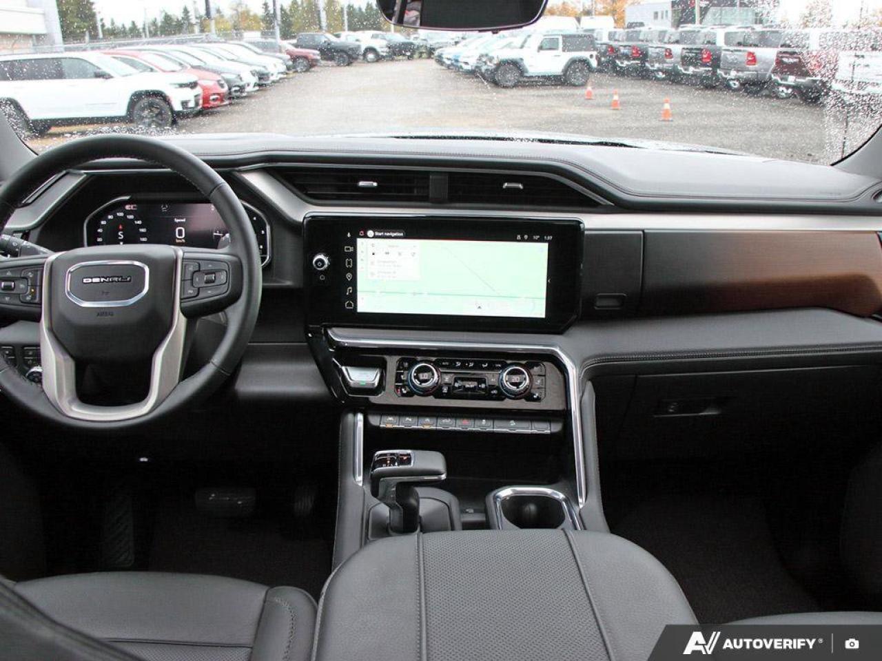 2025 GMC Sierra 1500 DenaliDENALI, CREW, DURAMAX, 4X4, TECH, 1-OWNER, C Photo