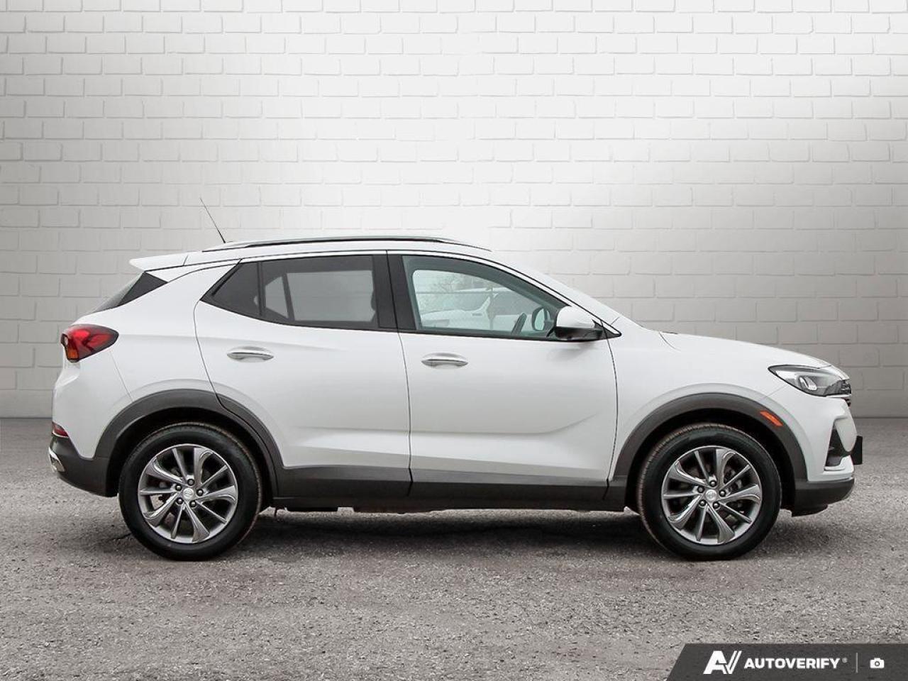2023 Buick Encore GX EssenceESSENCE, AWD, NAV, ROOF, TECH, 1-OWNER! Photo