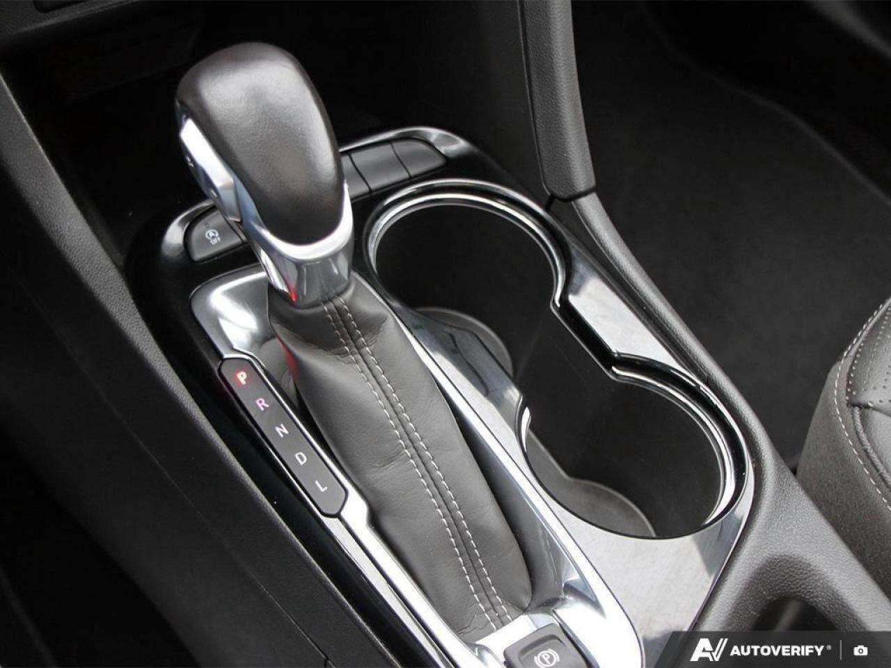 2023 Buick Encore GX EssenceESSENCE, AWD, NAV, ROOF, TECH, 1-OWNER! Photo