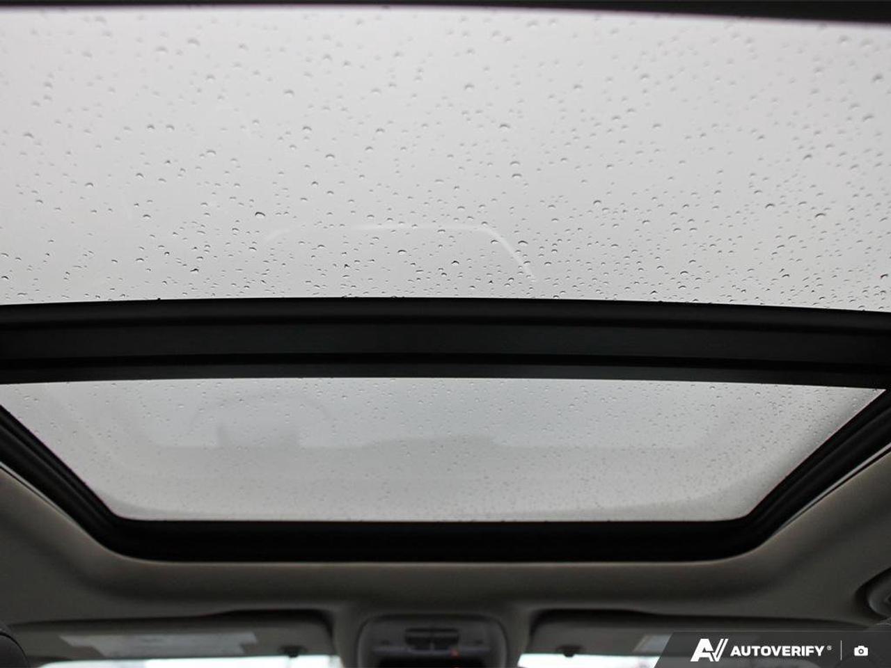 2023 Buick Encore GX EssenceESSENCE, AWD, NAV, ROOF, TECH, 1-OWNER! Photo