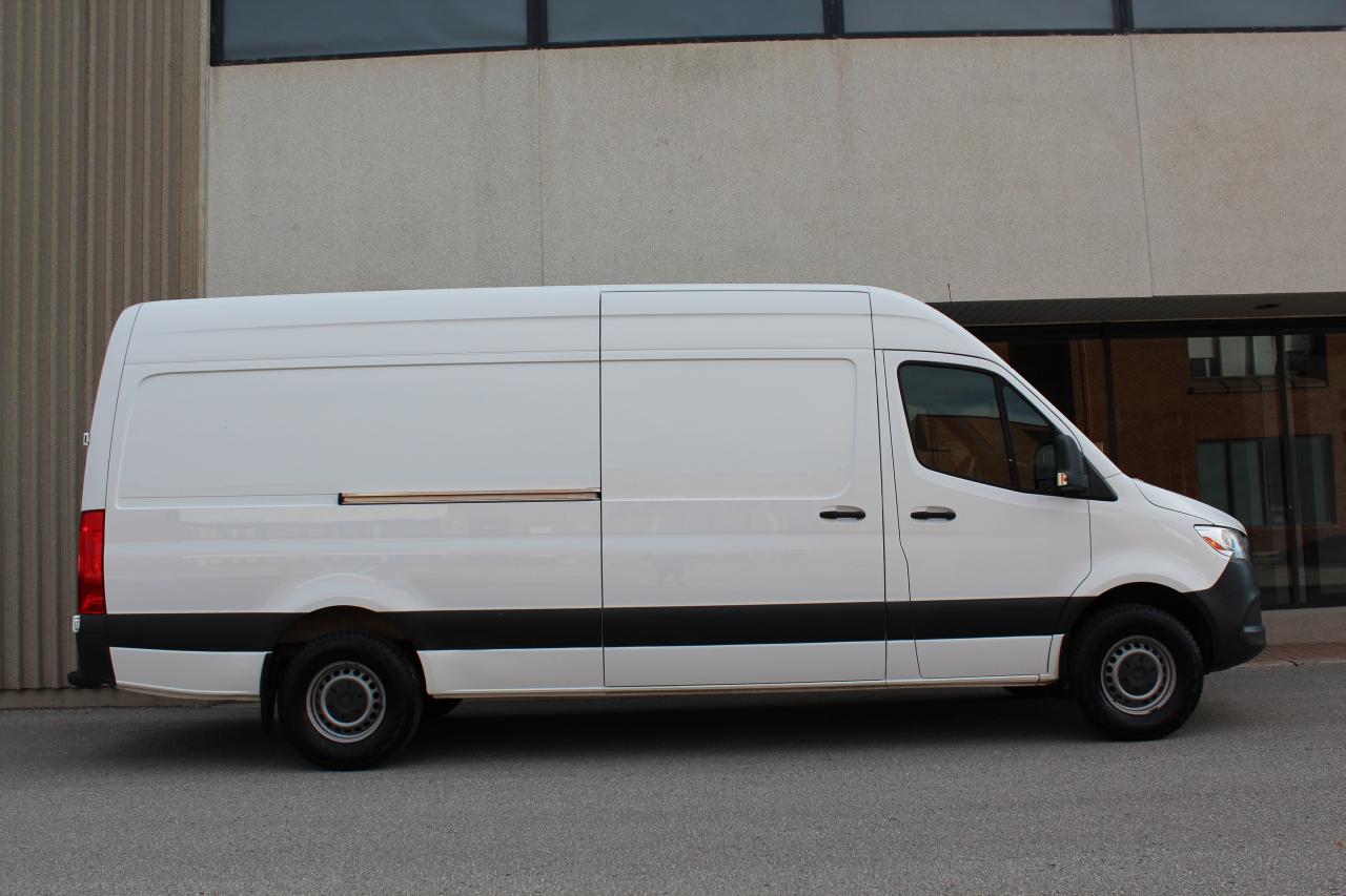 2019 Mercedes-Benz Sprinter Cargo Van 170" - "FULL SIZE" - "HIGH ROOF" - GASOLINE ENGINE Photo3
