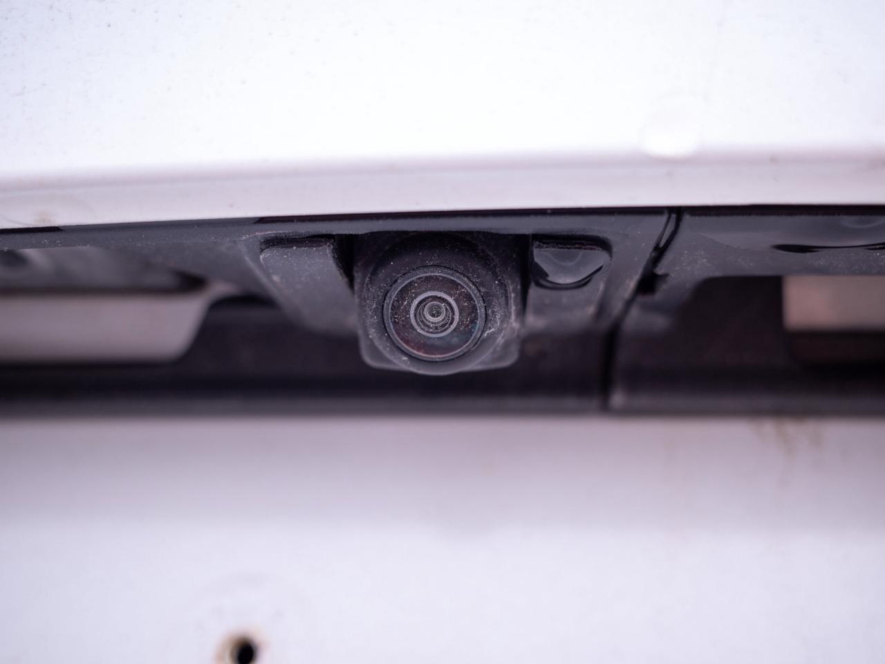 2022 Mazda CX-5 - Power Liftgate   Cross-Traffic Alert Photo