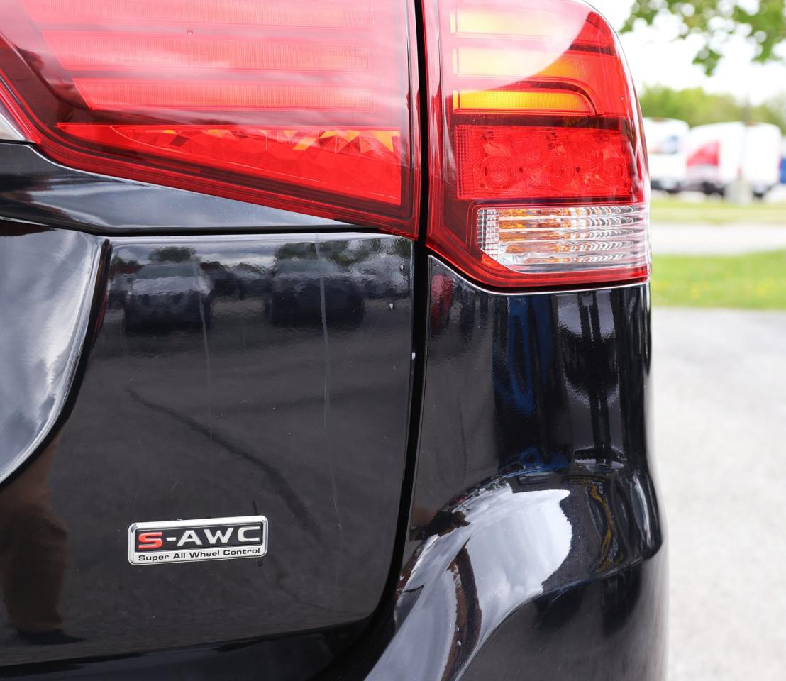 2020 Mitsubishi Outlander S-AWD/7 PASS/B CAM/H SEATS/DIFF LOCK/AUTO HOLD/BLU Photo