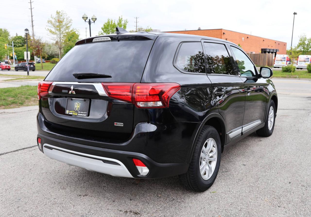 2020 Mitsubishi Outlander S-AWD/7 PASS/B CAM/H SEATS/DIFF LOCK/AUTO HOLD/BLU Photo