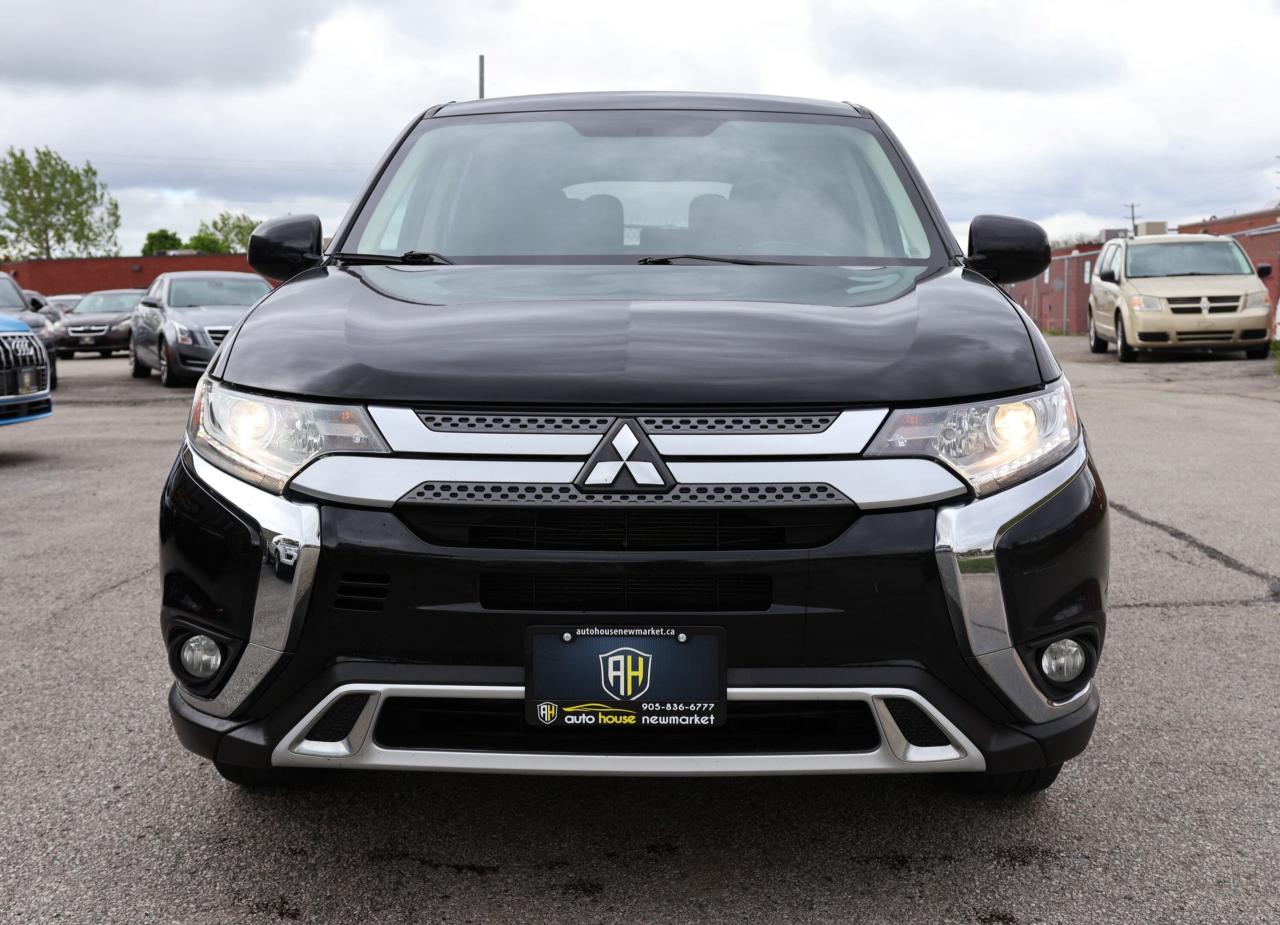 2020 Mitsubishi Outlander S-AWD/7 PASS/B CAM/H SEATS/DIFF LOCK/AUTO HOLD/BLU Photo