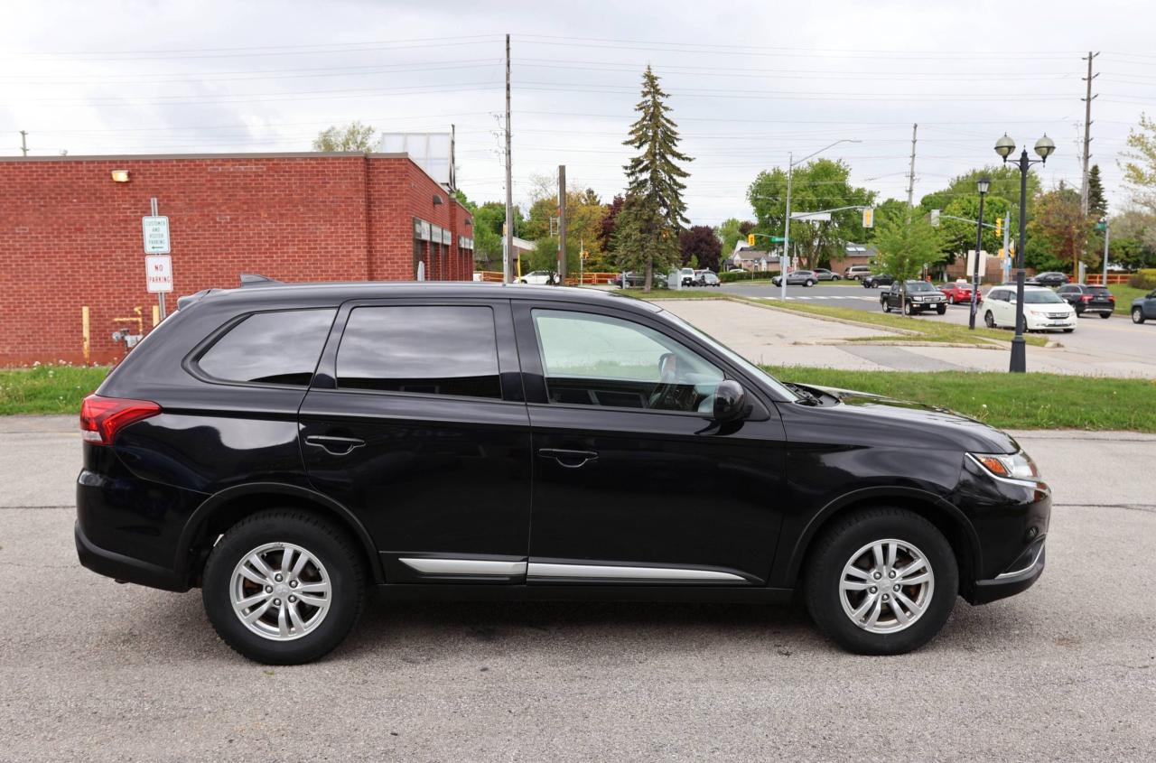 2020 Mitsubishi Outlander S-AWD/7 PASS/B CAM/H SEATS/DIFF LOCK/AUTO HOLD/BLU Photo