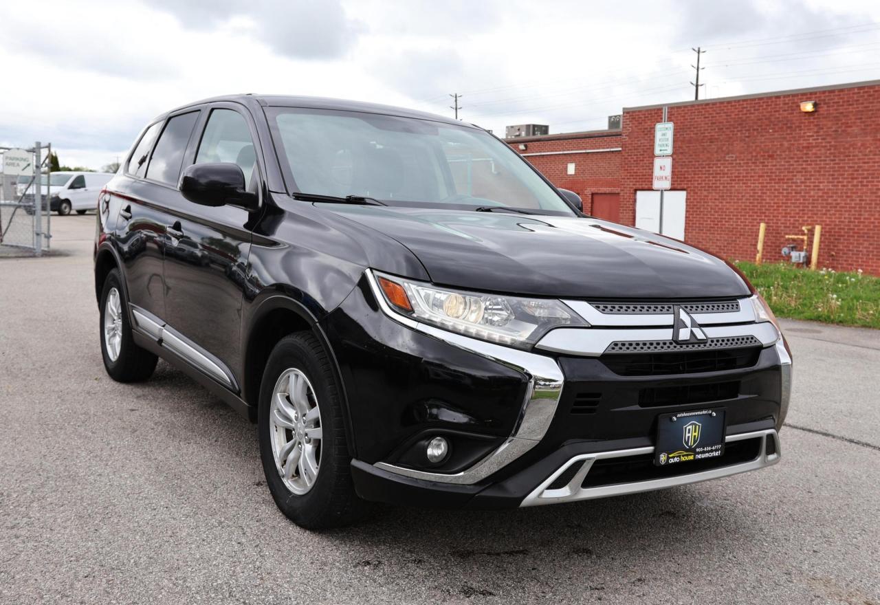 2020 Mitsubishi Outlander S-AWD/7 PASS/B CAM/H SEATS/DIFF LOCK/AUTO HOLD/BLU Photo