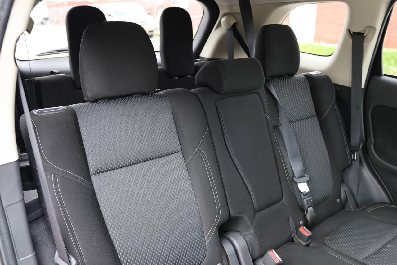 2020 Mitsubishi Outlander S-AWD/7 PASS/B CAM/H SEATS/DIFF LOCK/AUTO HOLD/BLU Photo