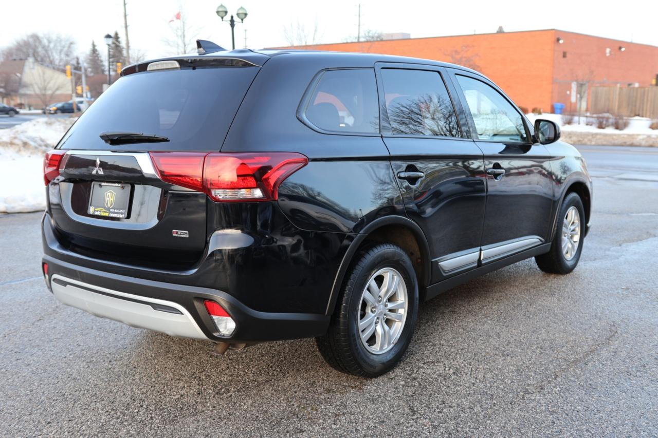 2020 Mitsubishi Outlander S-AWD/7 PASS/B CAM/H SEATS/DIFF LOCK/AUTO HOLD/BLU Photo