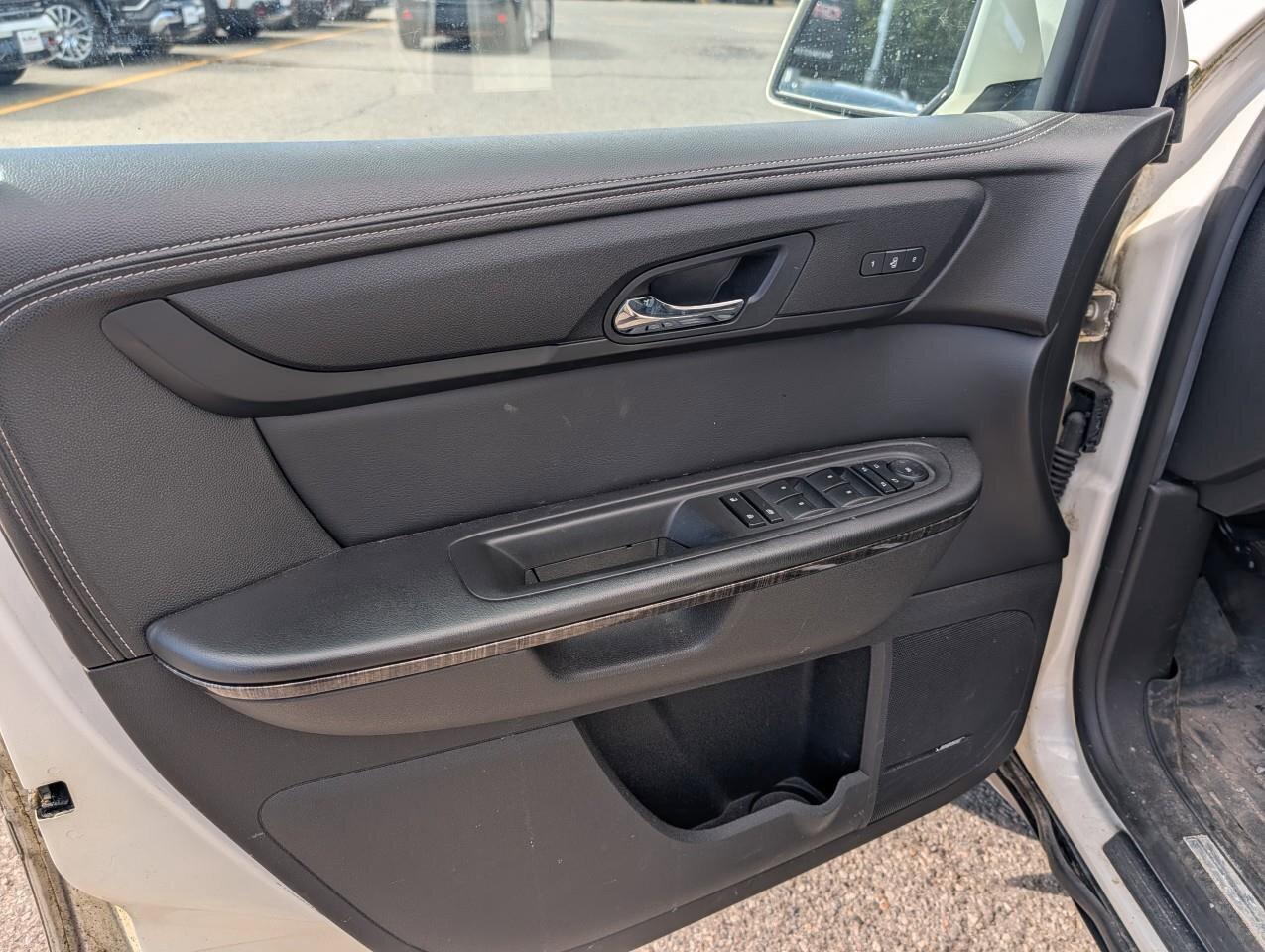 2014 GMC Acadia SLTSLT-2 AWD, HEATED LEATHER, ROOF, REMOTE START, Photo