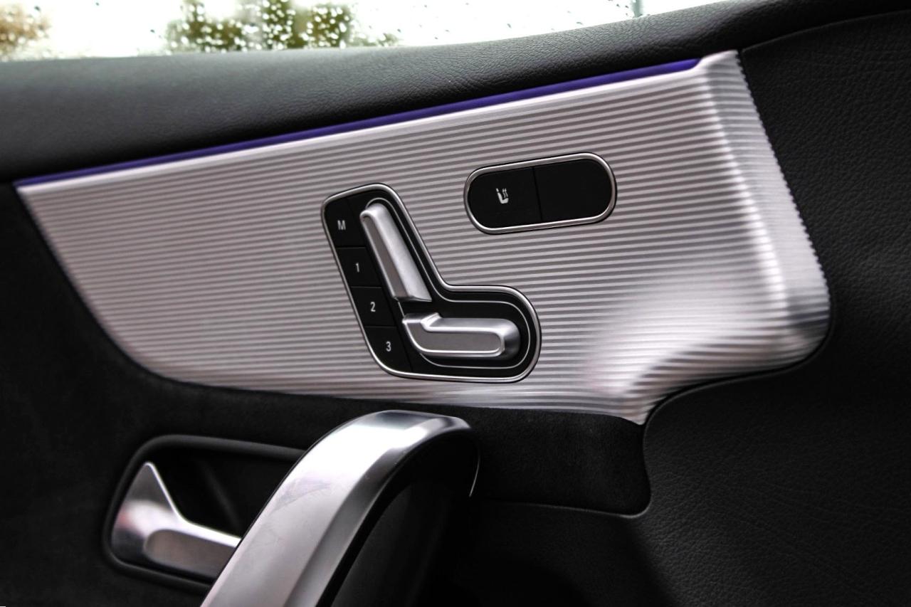 2019 Mercedes-Benz A-Class 250 4MATIC Hatch  Gps HtdSeats BkpCam SiriusXM Photo