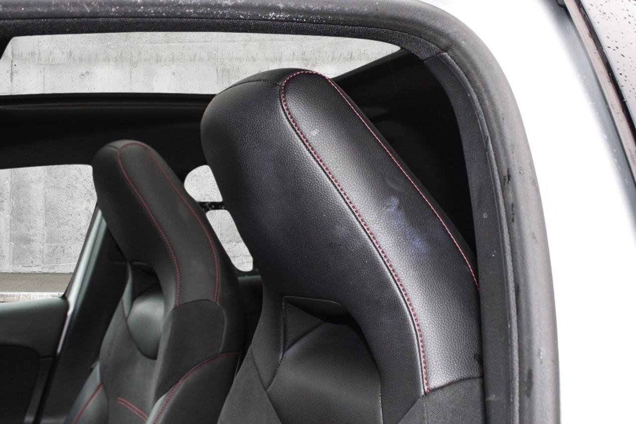 2019 Mercedes-Benz A-Class 250 4MATIC Hatch  Gps HtdSeats BkpCam SiriusXM Photo