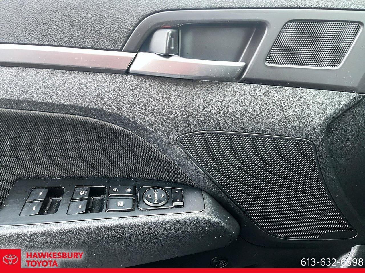 2020 Hyundai Elantra Preferred 2020 Hyundai Elantra Preferred / Hyundai Photo