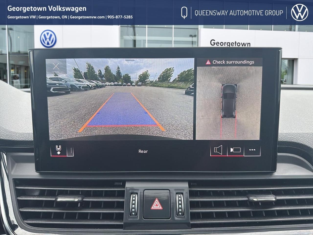 2022 Audi Q5 45 Technik quattro Photo