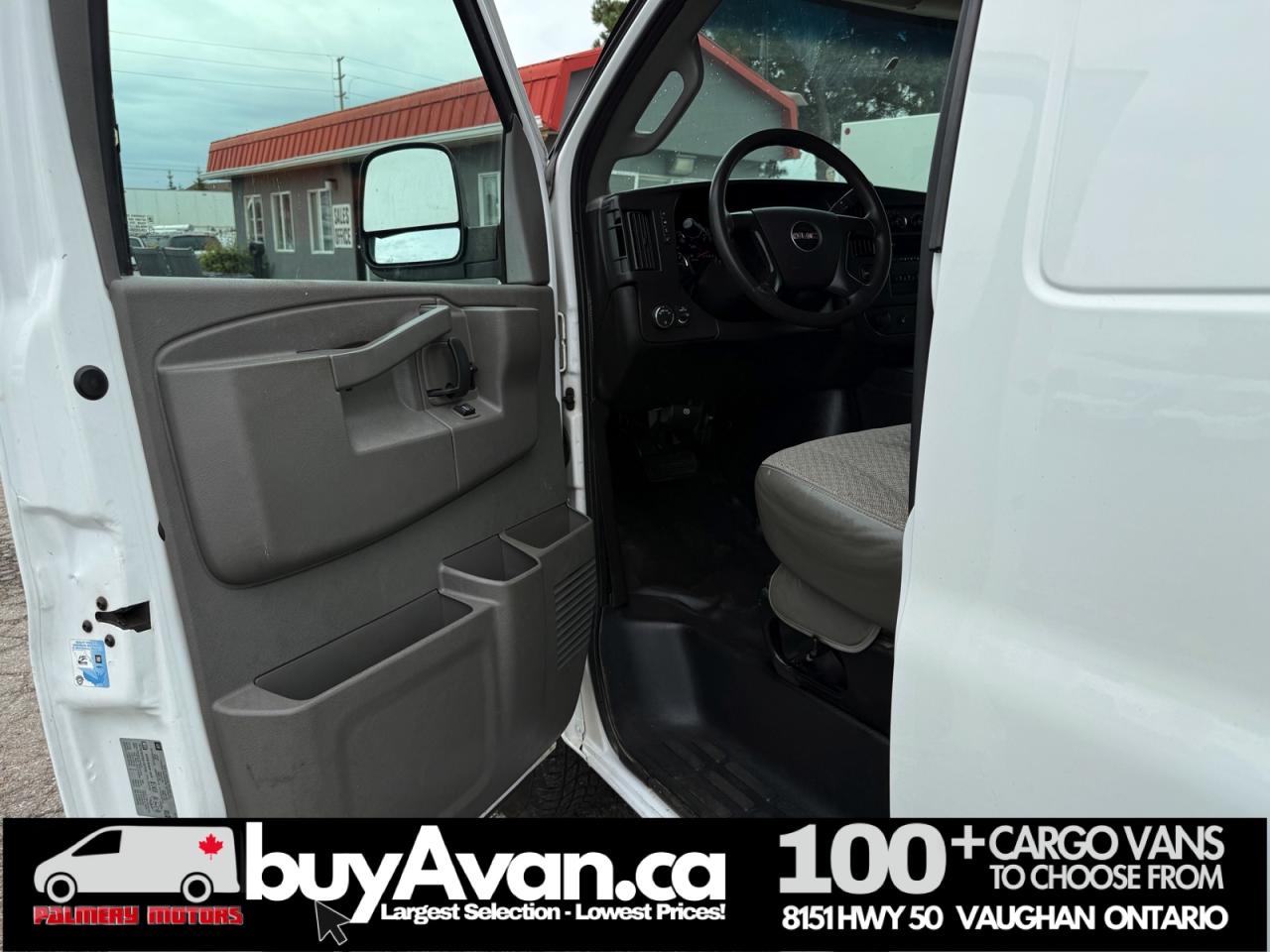2016 GMC Savana Cargo Van 2500 V8 + NO WINDOWS Photo