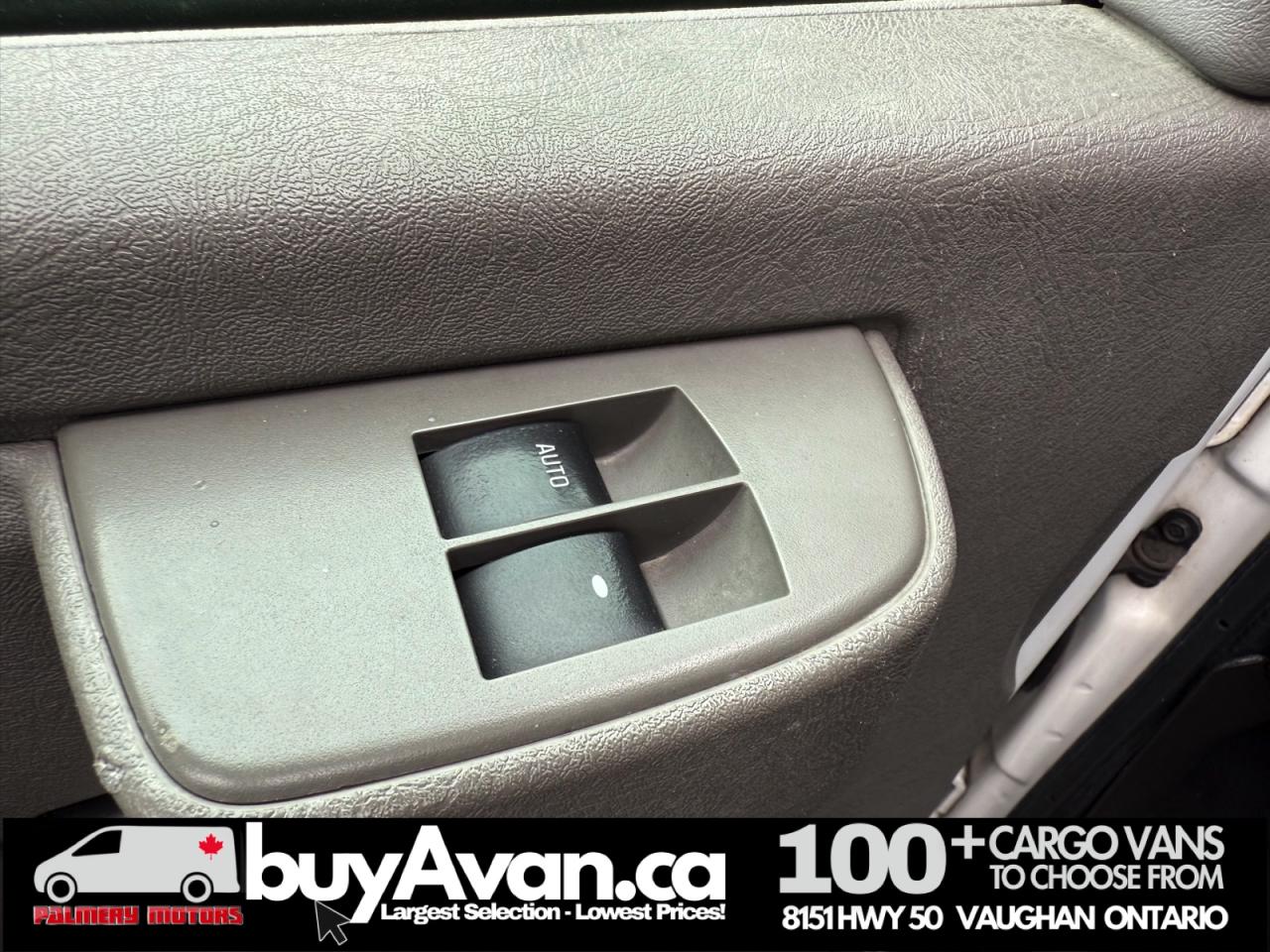 2016 GMC Savana Cargo Van 2500 V8 + NO WINDOWS Photo