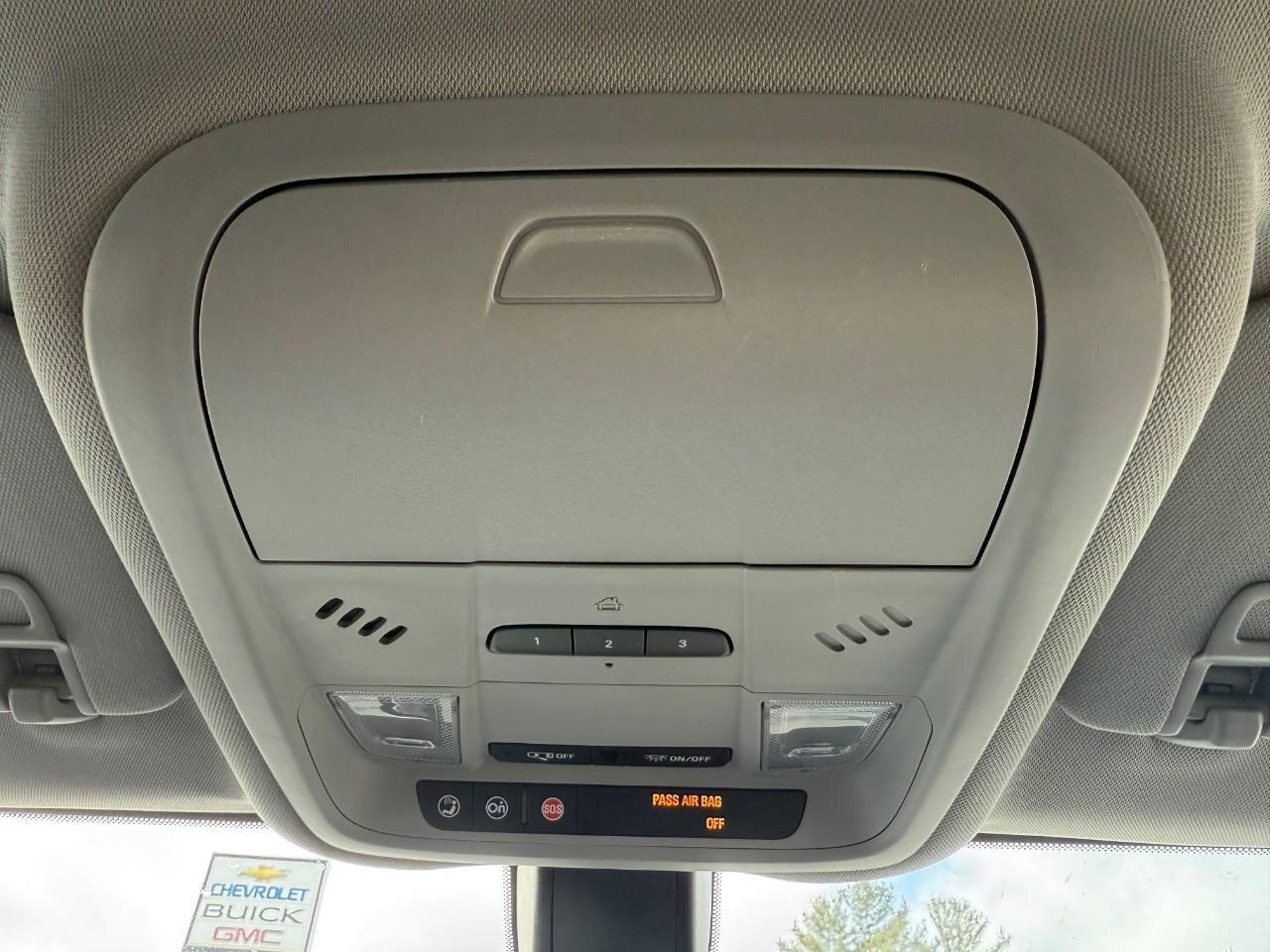 2018 Chevrolet Equinox LT   COMFY AND COZY   DIESEL Photo