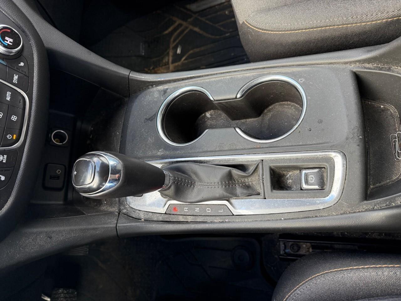 2018 Chevrolet Equinox LT   COMFY AND COZY   DIESEL Photo