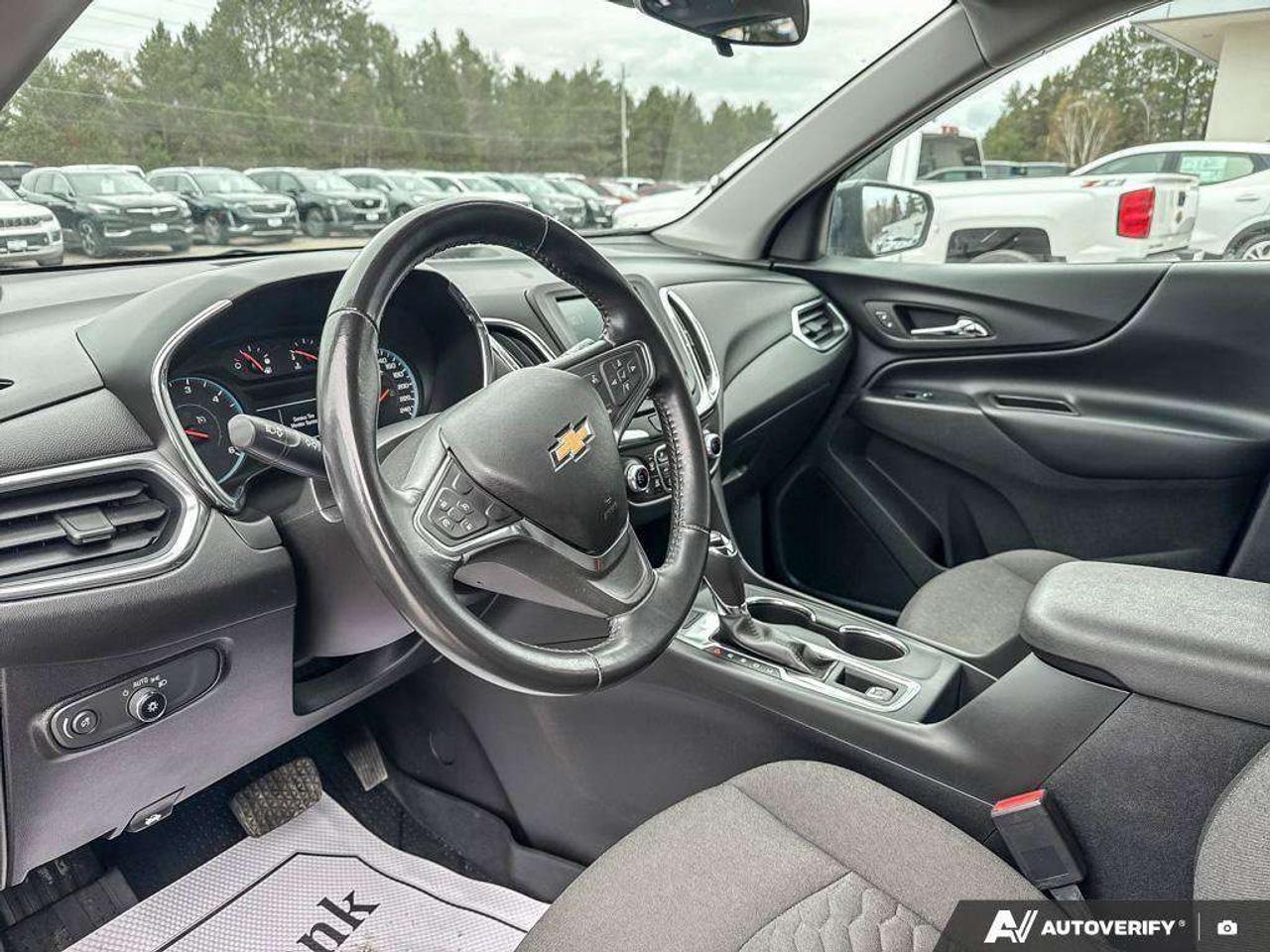 2018 Chevrolet Equinox DIESEL. HEATED FRONT SEATS. BACK UP CAMERA. CERTIFIED. Photo
