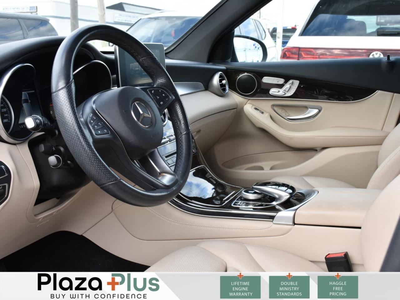 2019 Mercedes-Benz GLC VdpUrlEn Photo