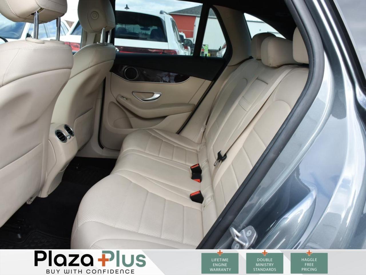 2019 Mercedes-Benz GLC VdpUrlEn Photo