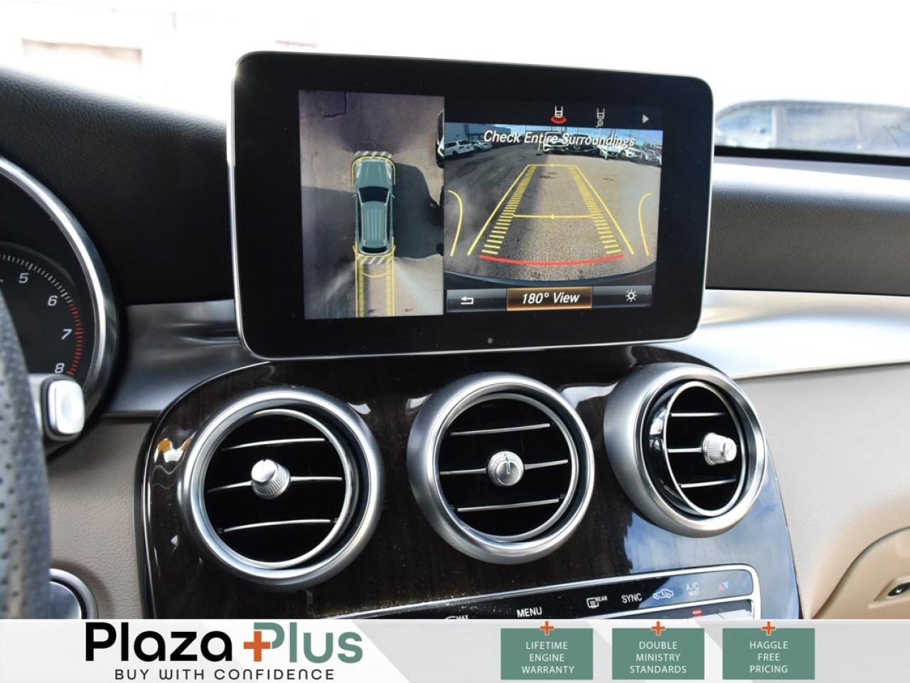 2019 Mercedes-Benz GLC VdpUrlEn Photo