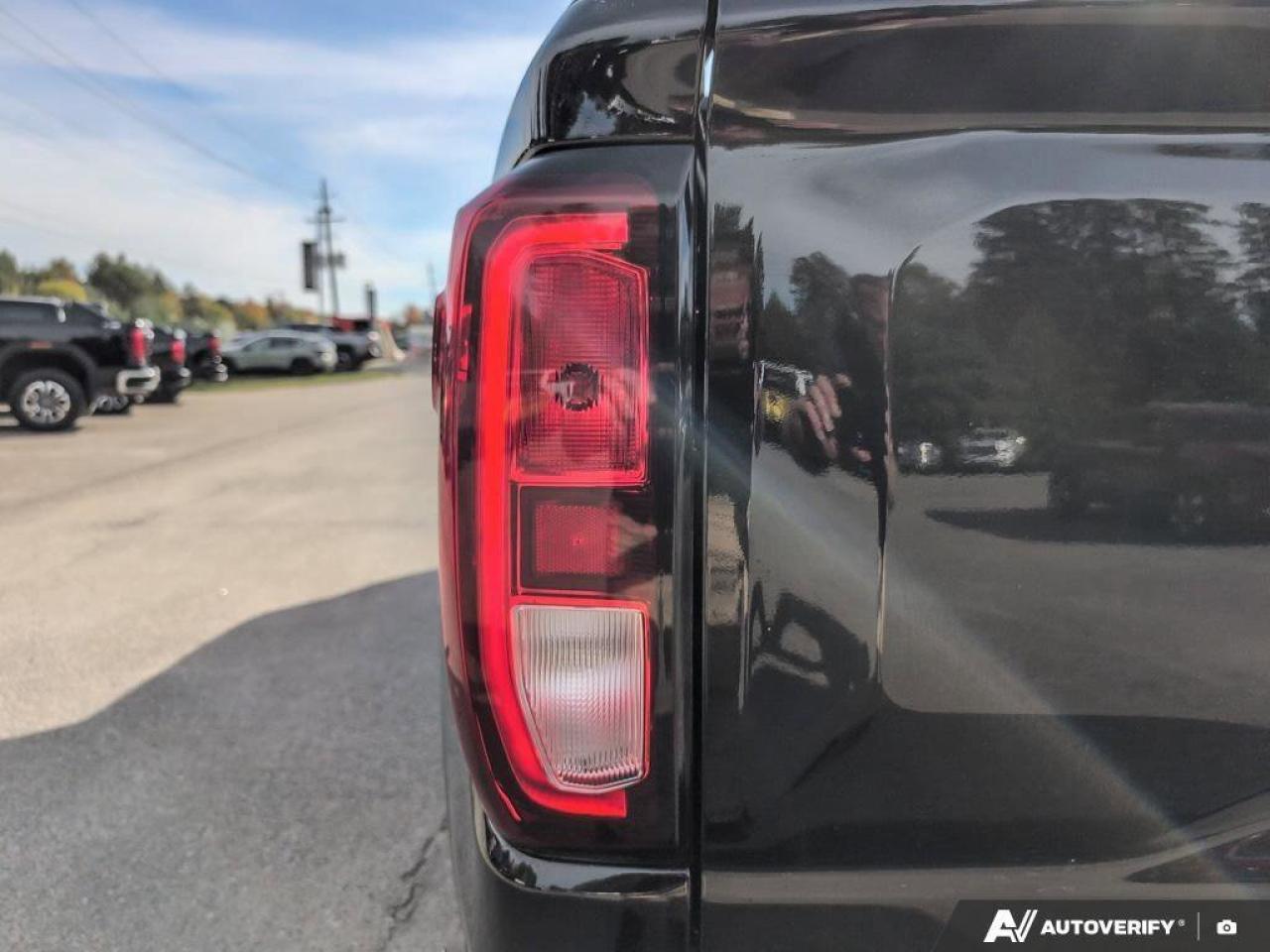 2019 GMC Sierra 1500 SLETrailer Brake Controller   Heated Seats   Remot Photo