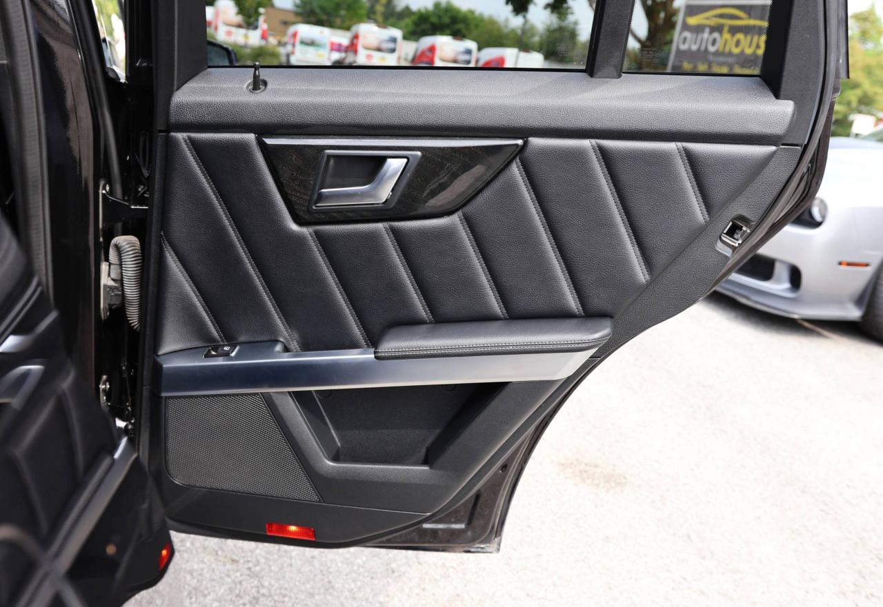 2015 Mercedes-Benz GLK-Class 350-4MATIC-AMG/NAV/360 CAM/PANOROOF/KEYLESS/MEMORY Photo