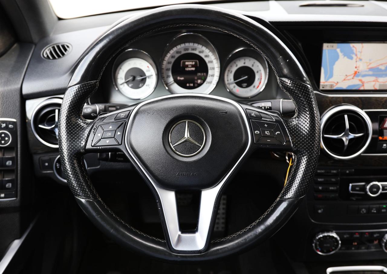 2015 Mercedes-Benz GLK-Class 350-4MATIC-AMG/NAV/360 CAM/PANOROOF/KEYLESS/MEMORY Photo