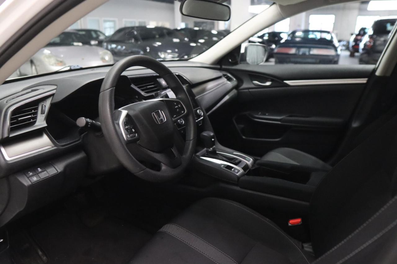 2019 Honda Civic LX AUTO  LOW KMS  NO ACCIDENTS Photo