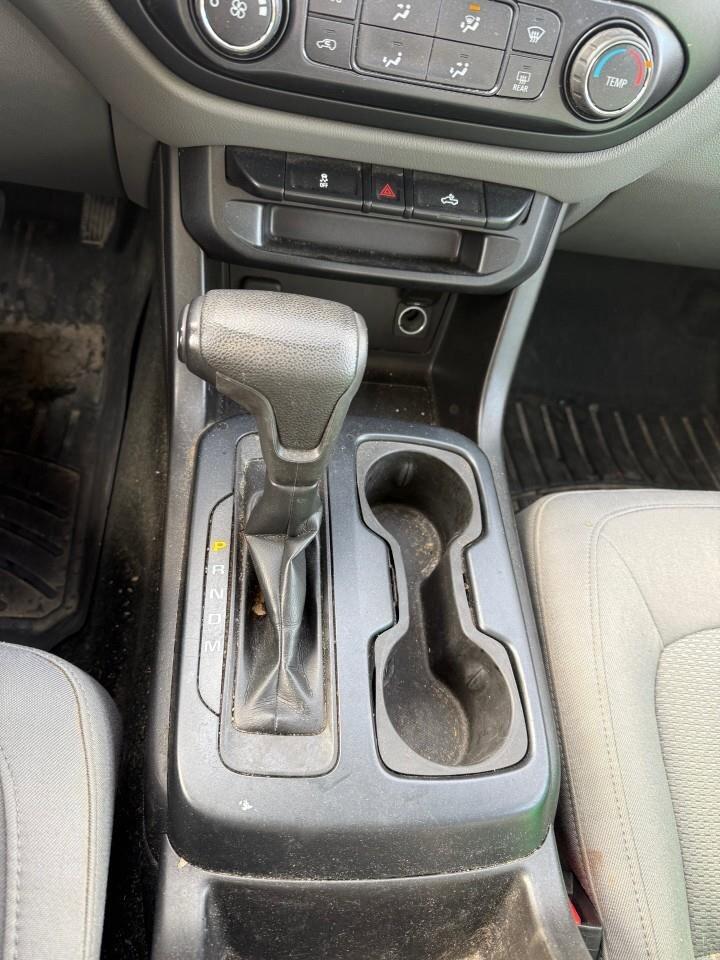 2016 GMC Canyon 4WD   TONNEAU COVER   RUNNING BOARDS Photo