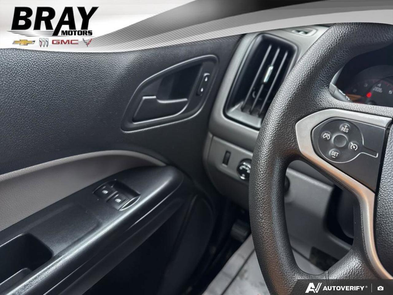 2016 GMC Canyon 4WD   TONNEAU COVER, RUNNING BOARDS, CERTIFIED. Photo