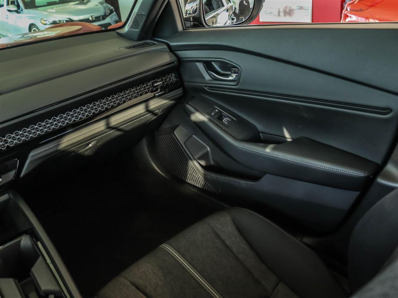 2024 Honda Accord Hybrid Sport SUNROOF APPLE CARPLAY/ ANDROID AUTO Photo