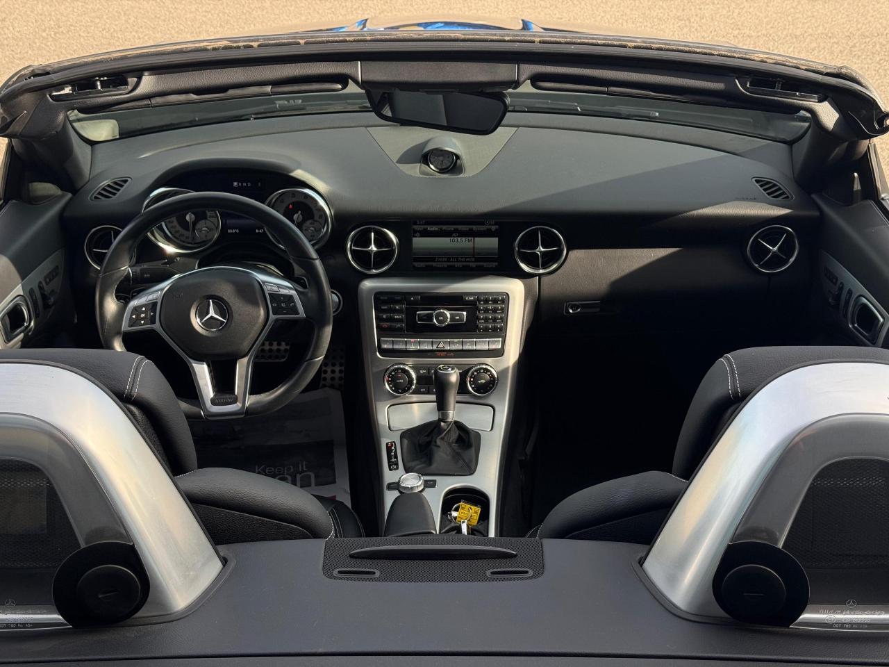 2015 Mercedes-Benz SLK-Class 2dr Roadster SLK 350 Photo