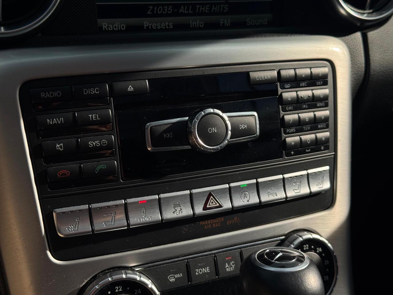 2015 Mercedes-Benz SLK-Class 2dr Roadster SLK 350 Photo