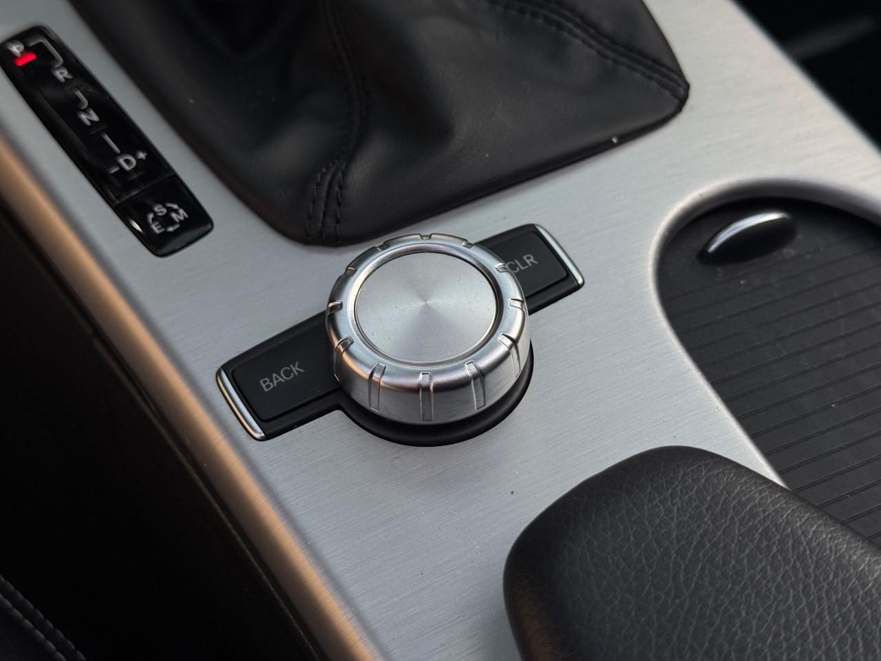 2015 Mercedes-Benz SLK-Class 2dr Roadster SLK 350 Photo