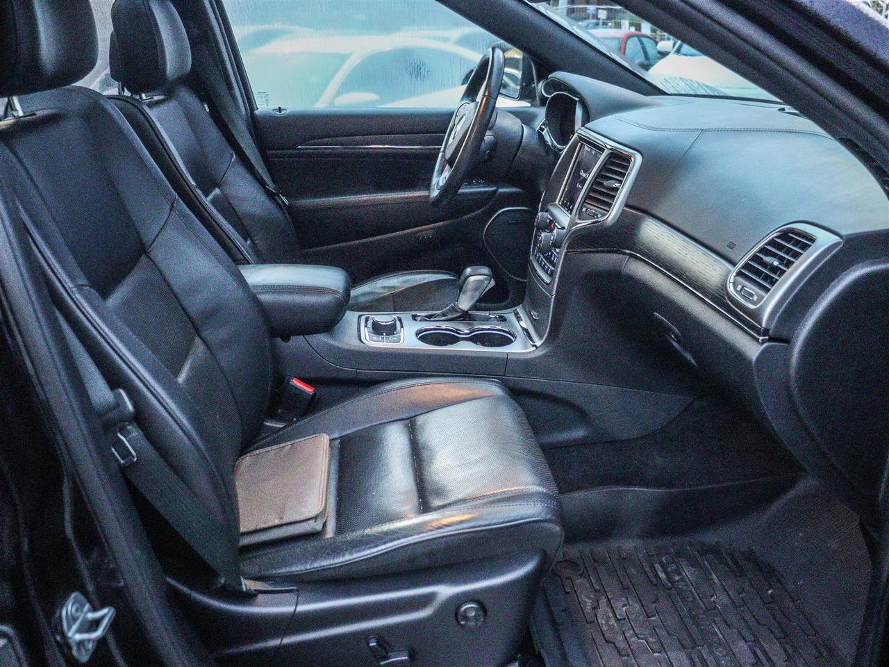 2018 Jeep Grand Cherokee Overland DIESEL LEATHER SUNROOF NAVI Photo