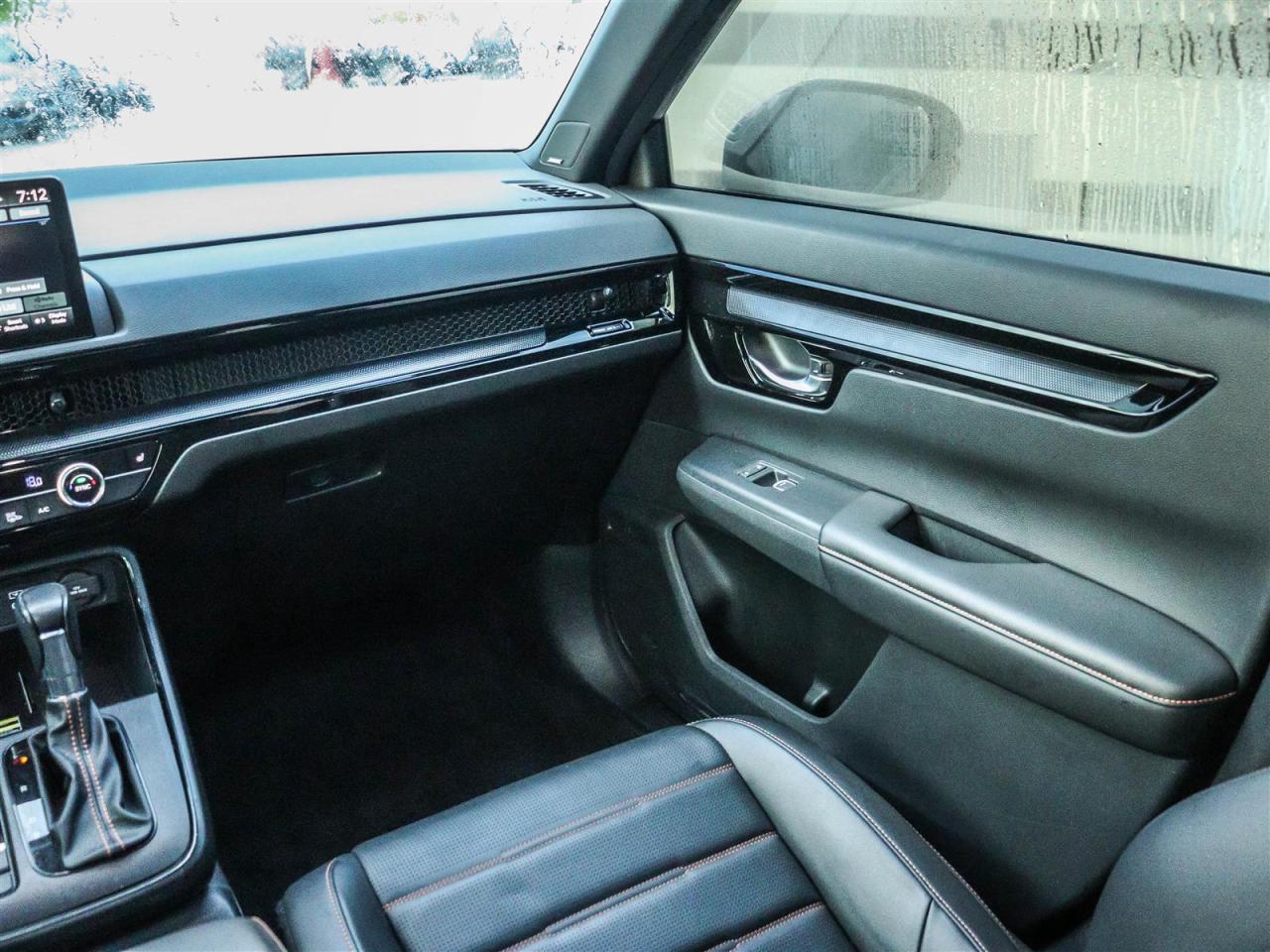 2024 Honda CR-V Touring HYBRID AWD LEATHER NAVI SUNROOF Photo