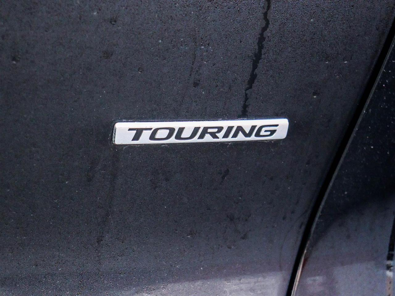 2024 Honda CR-V Touring HYBRID AWD LEATHER NAVI SUNROOF Photo