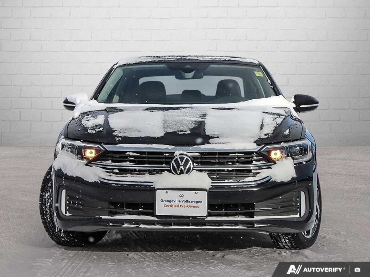 2023 Volkswagen Jetta HighlineONE-OWNER, ACCIDENT-FREE, SUNROOF, HTD + C Photo