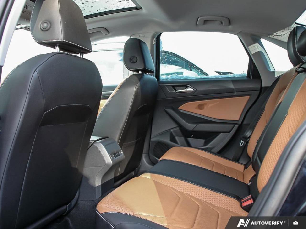 2023 Volkswagen Jetta HighlineONE-OWNER, ACCIDENT-FREE, SUNROOF, HTD + C Photo