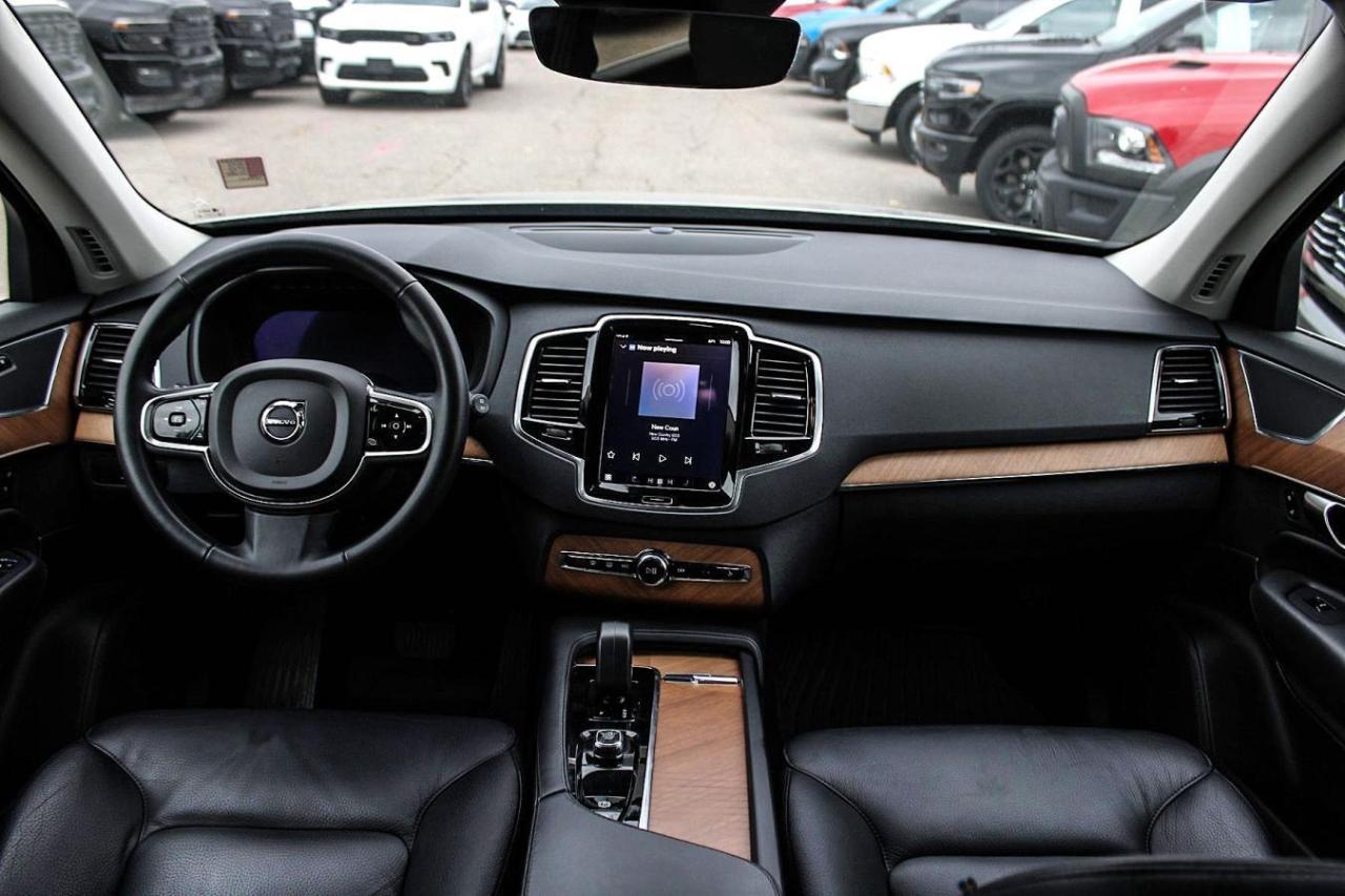2024 Volvo XC90 B6 AWD Plus 7-Seater  BkpCam Photo
